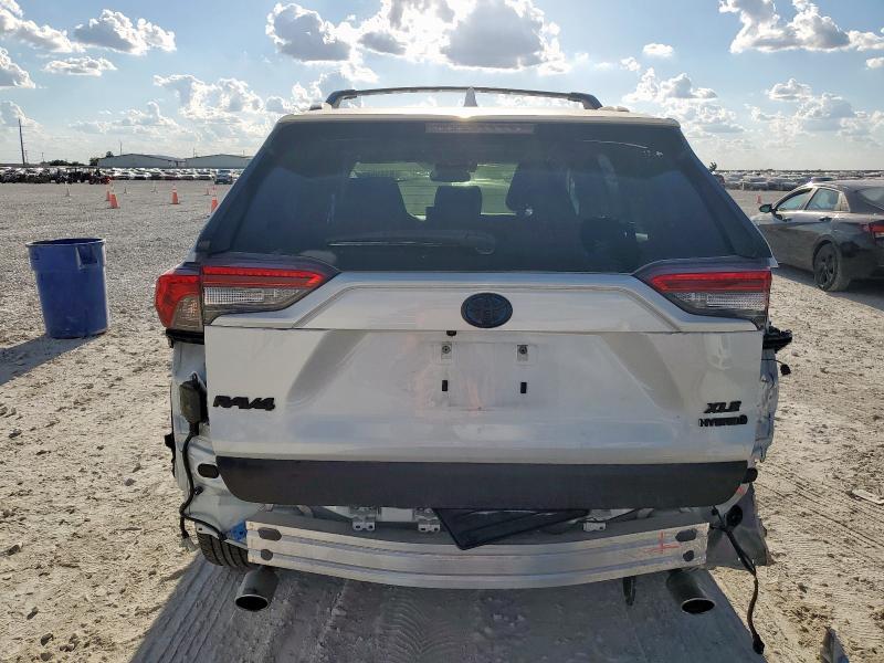 2024 TOYOTA RAV4 XLE P - JTMB6RFV6RD557077