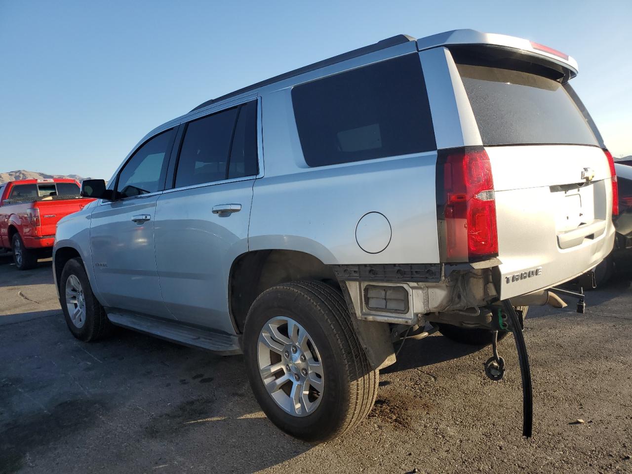 CHEVROLET TAHOE C1500 LS