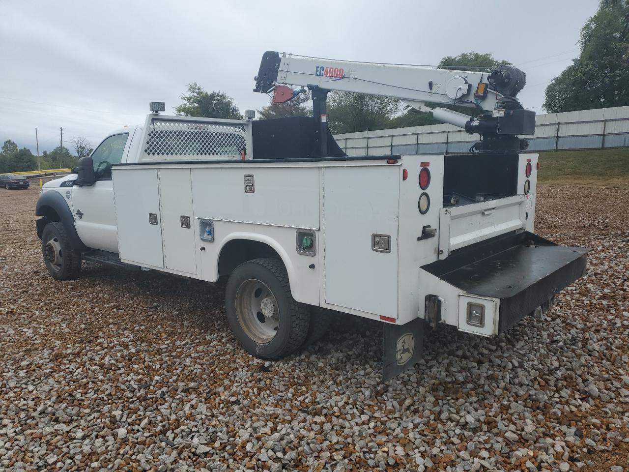 FORD F-550 SUPER DUTY