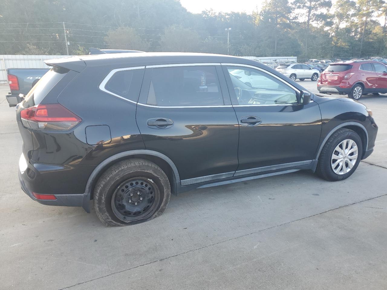 NISSAN ROGUE S