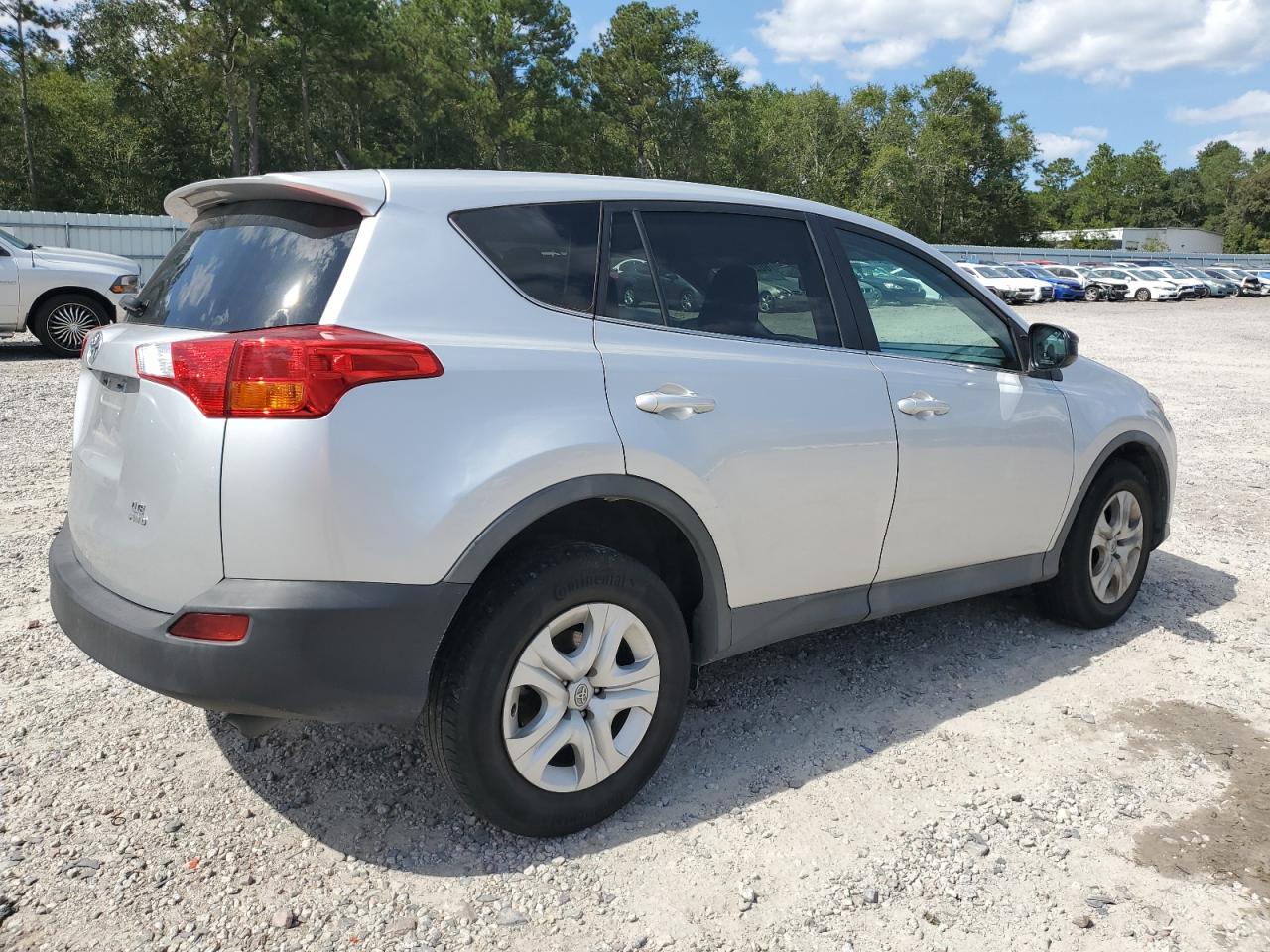 TOYOTA RAV4 LE