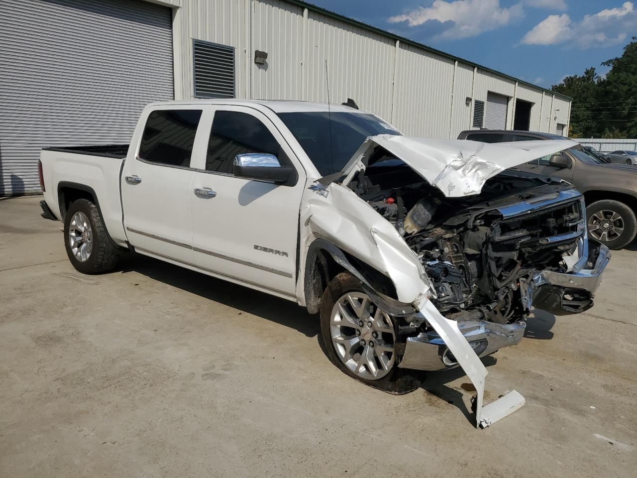 GMC SIERRA 1500 K1500 SLT