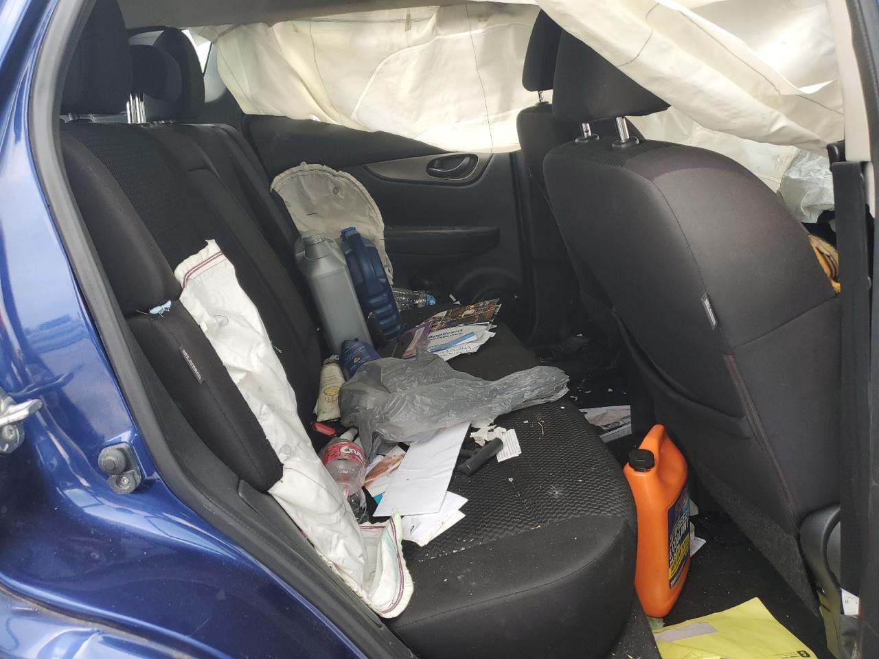 NISSAN ROGUE SPORT S