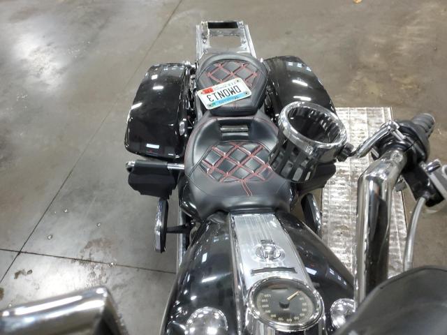 2010 HARLEY-DAVIDSON FLHR 1HD1FB416AB611530