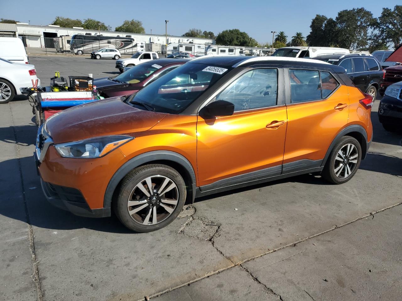 NISSAN KICKS SV