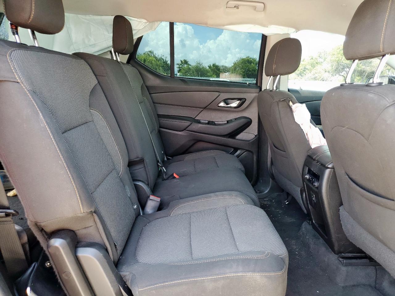 Lot #3309724864 2018 CHEVROLET TRAVERSE LS