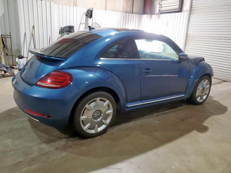 2018 VOLKSWAGEN BEETLE SE 3VWJD7AT4JM728118