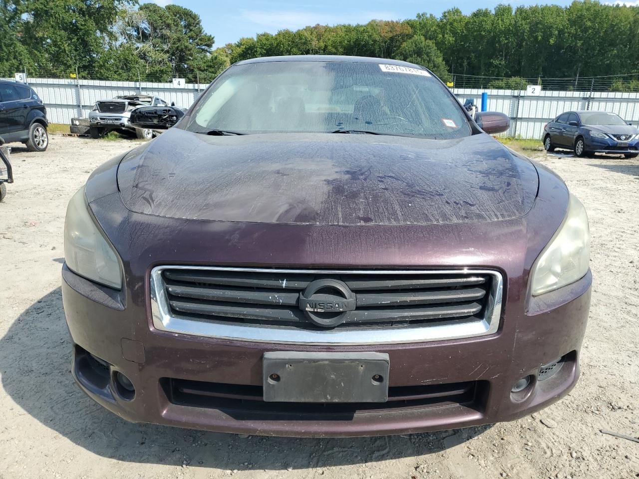 NISSAN MAXIMA S