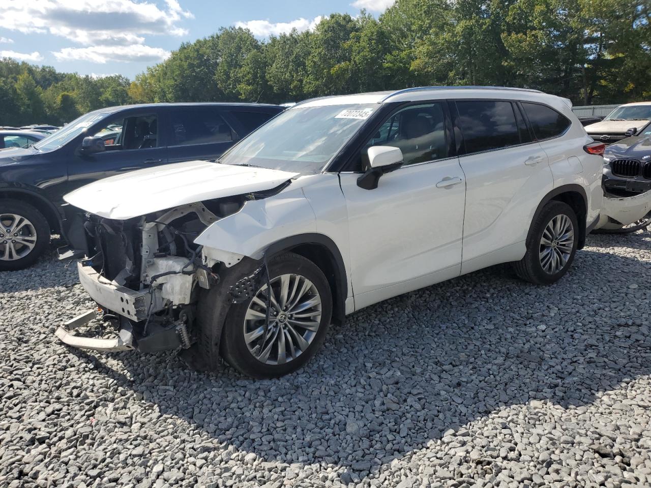 TOYOTA HIGHLANDER PLATINUM