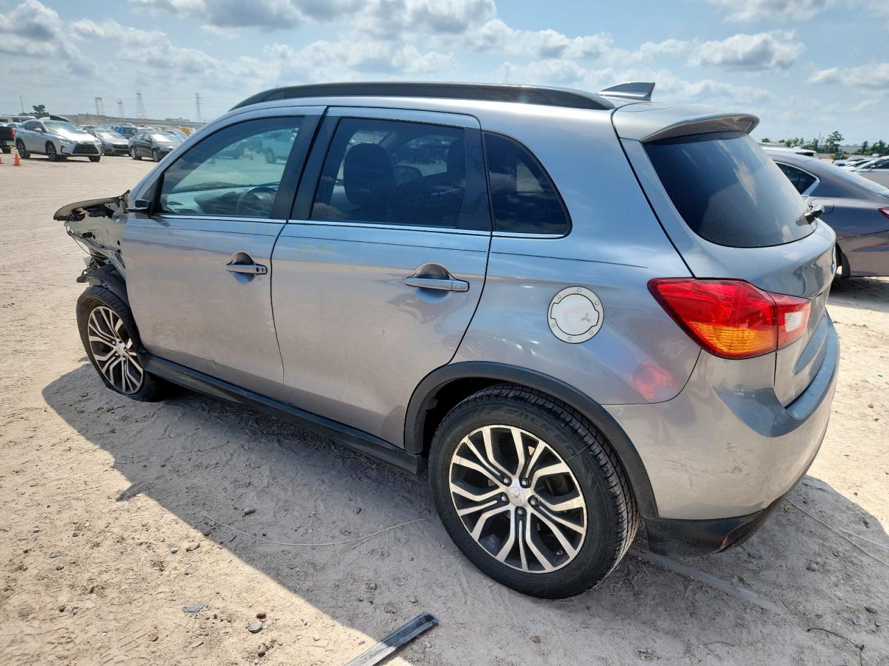 MITSUBISHI OUTLANDER SEL