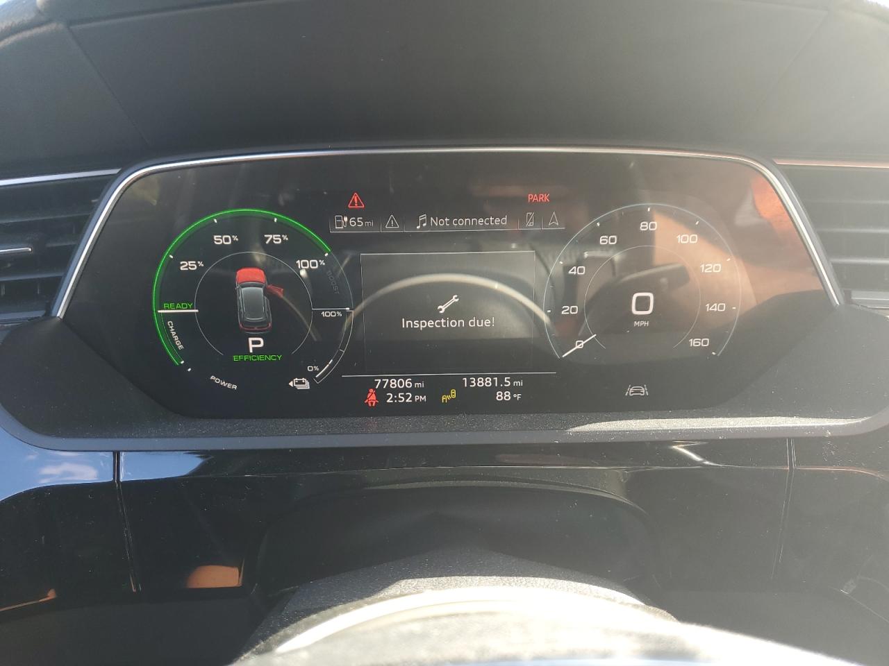 AUDI E-TRON PREMIUM PLUS