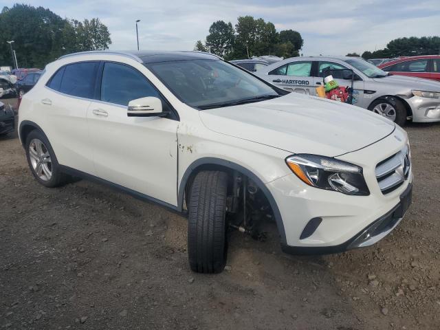 2016 MERCEDES-BENZ GLA 250 4M - WDCTG4GB0GJ213939