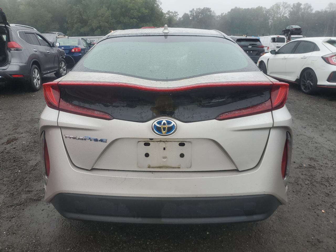 TOYOTA PRIUS PRIME LE
