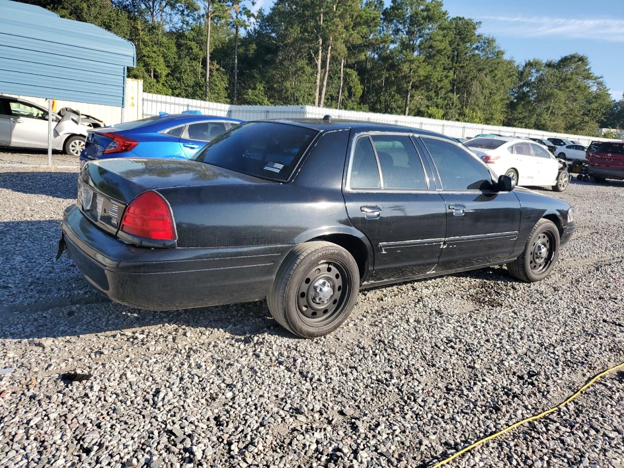 FORD CROWN VICTORIA POLICE INTERCEPTOR