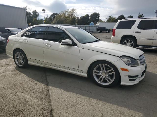 2012 MERCEDES-BENZ C 250 - WDDGF4HB9CA729189