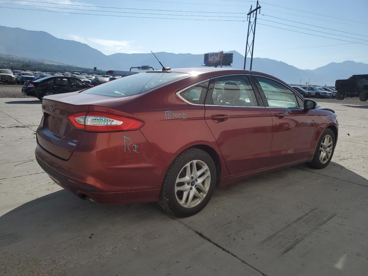 FORD FUSION SE
