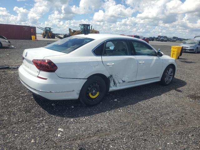 2017 VOLKSWAGEN PASSAT SE - 1VWGT7A32HC063468