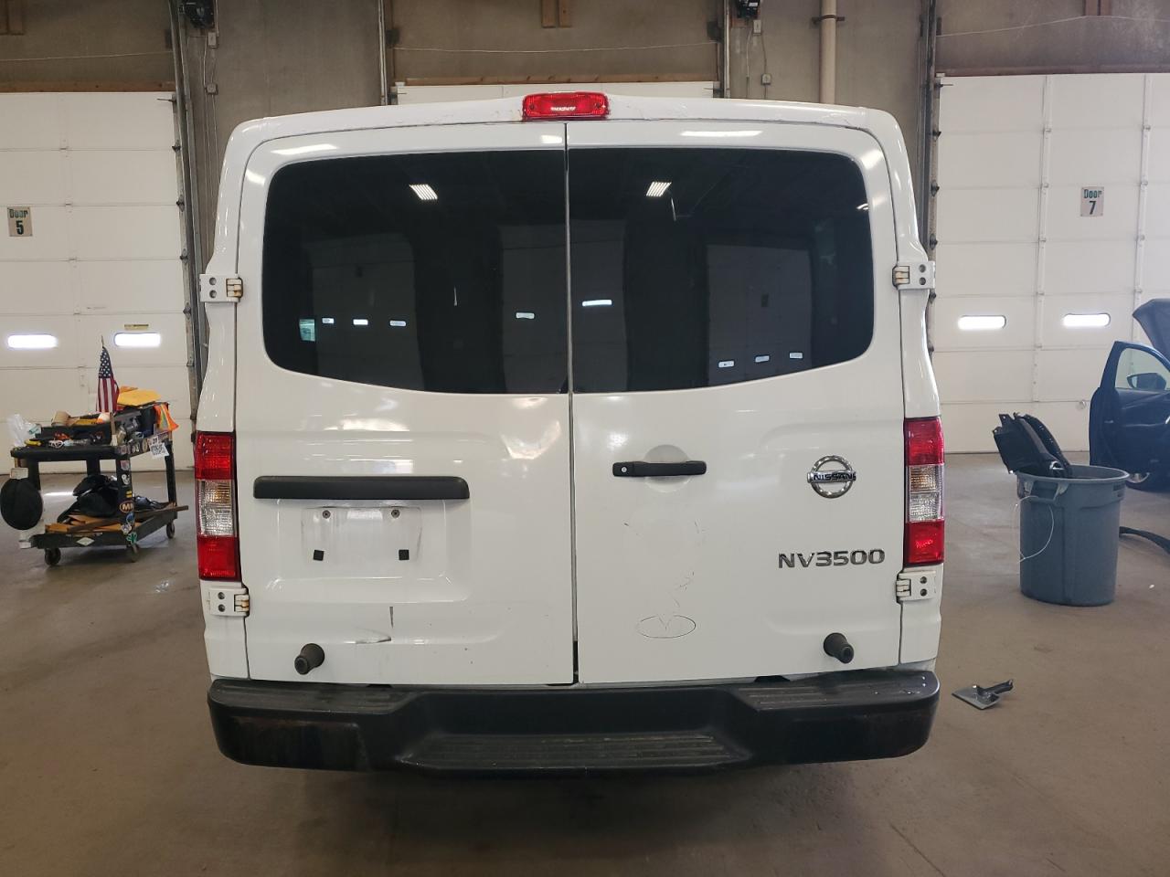 NISSAN NV3500 3500 S