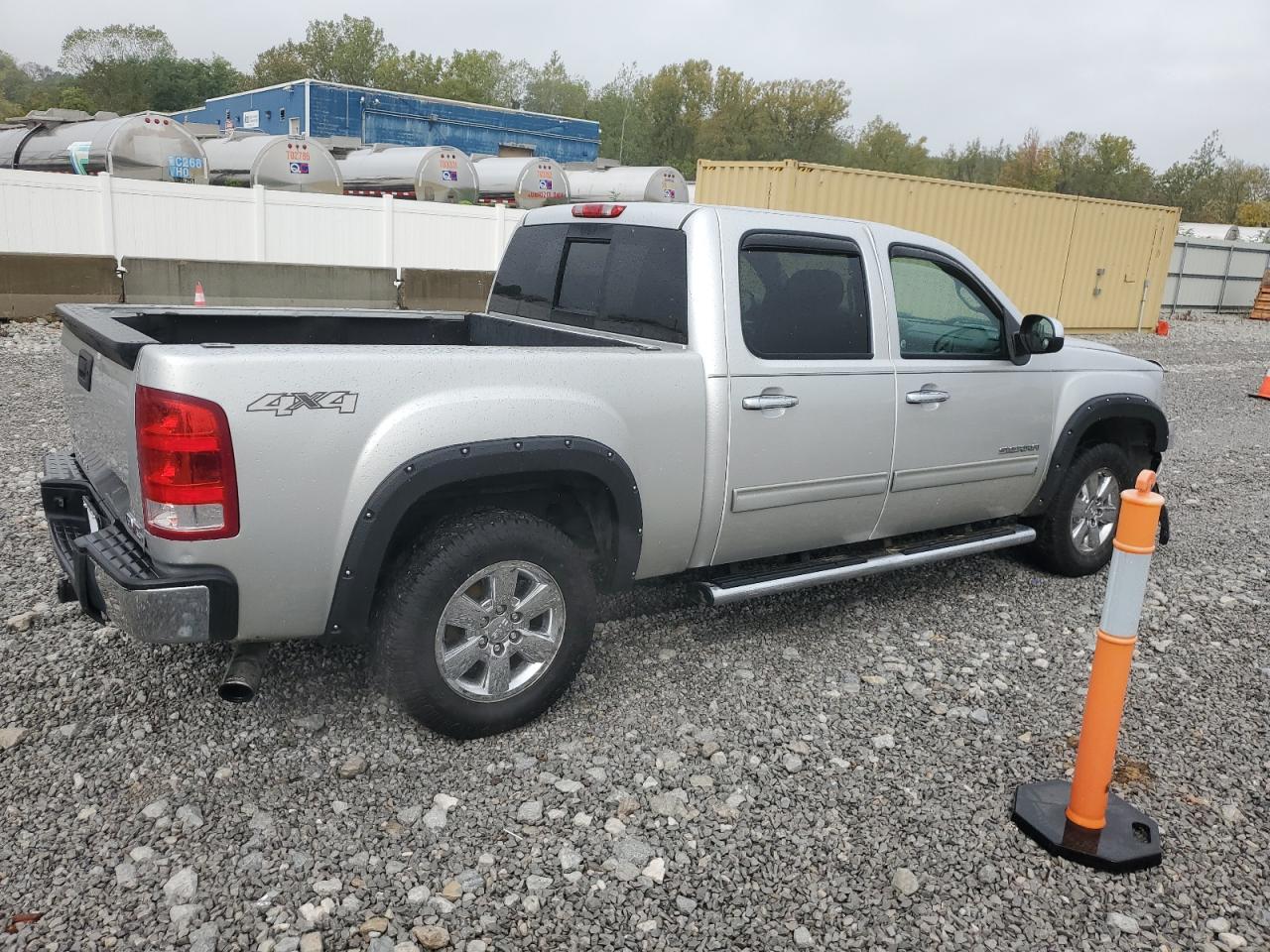 GMC SIERRA 1500 K1500 SLE