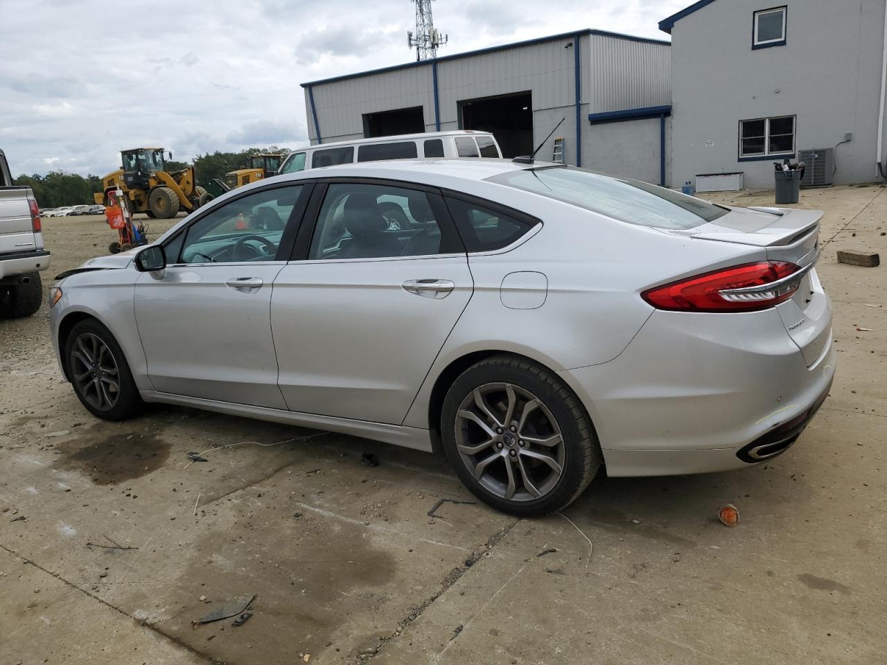 FORD FUSION SE