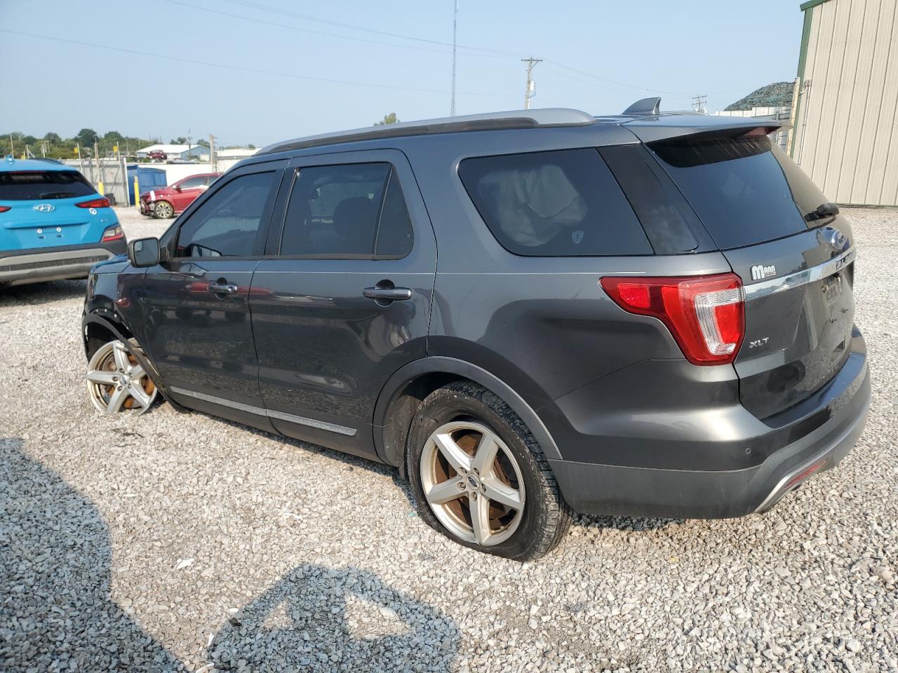 FORD EXPLORER XLT