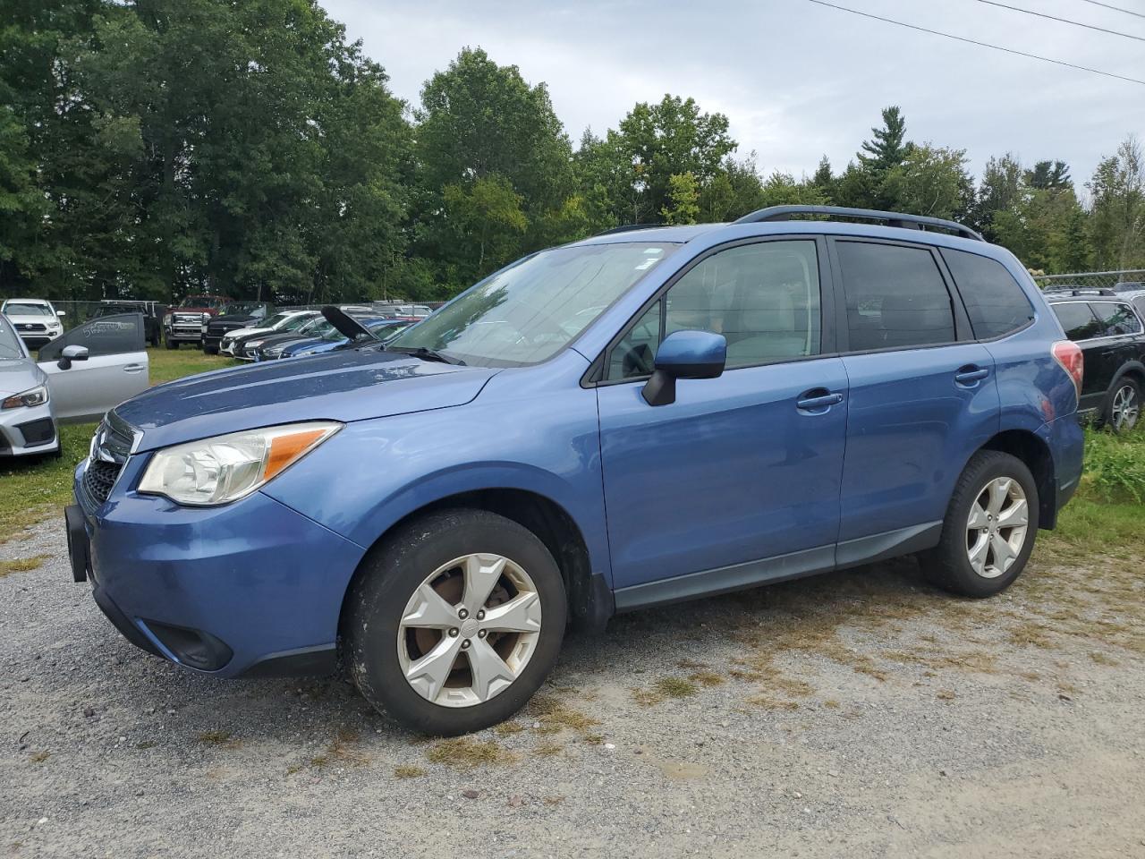 Lot #3240105528 2016 SUBARU FORESTER 2