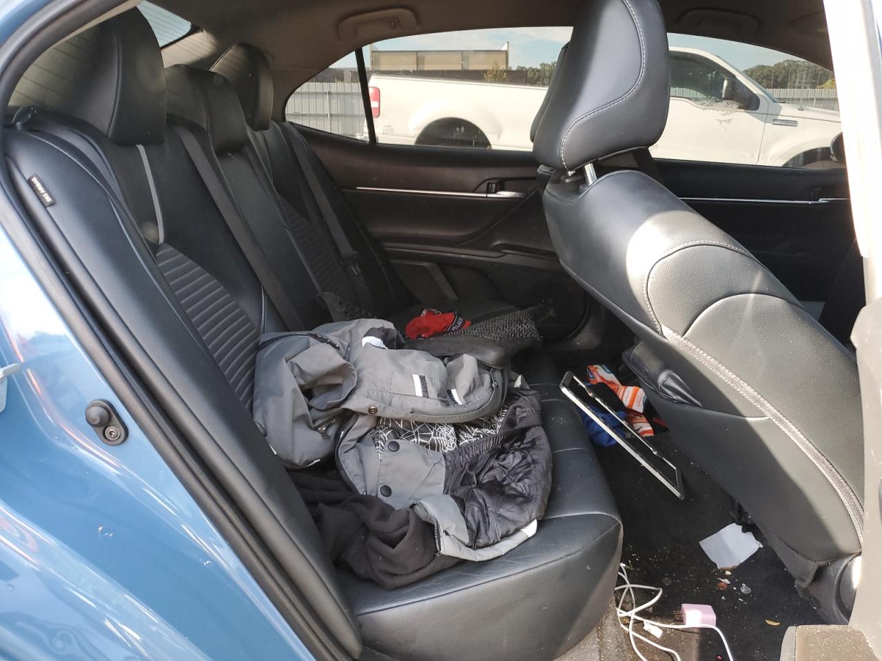 TOYOTA CAMRY SE NIGHT SHADE