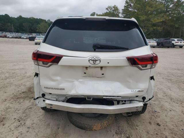 2019 TOYOTA HIGHLANDER SE 5TDJZRFH5KS609452