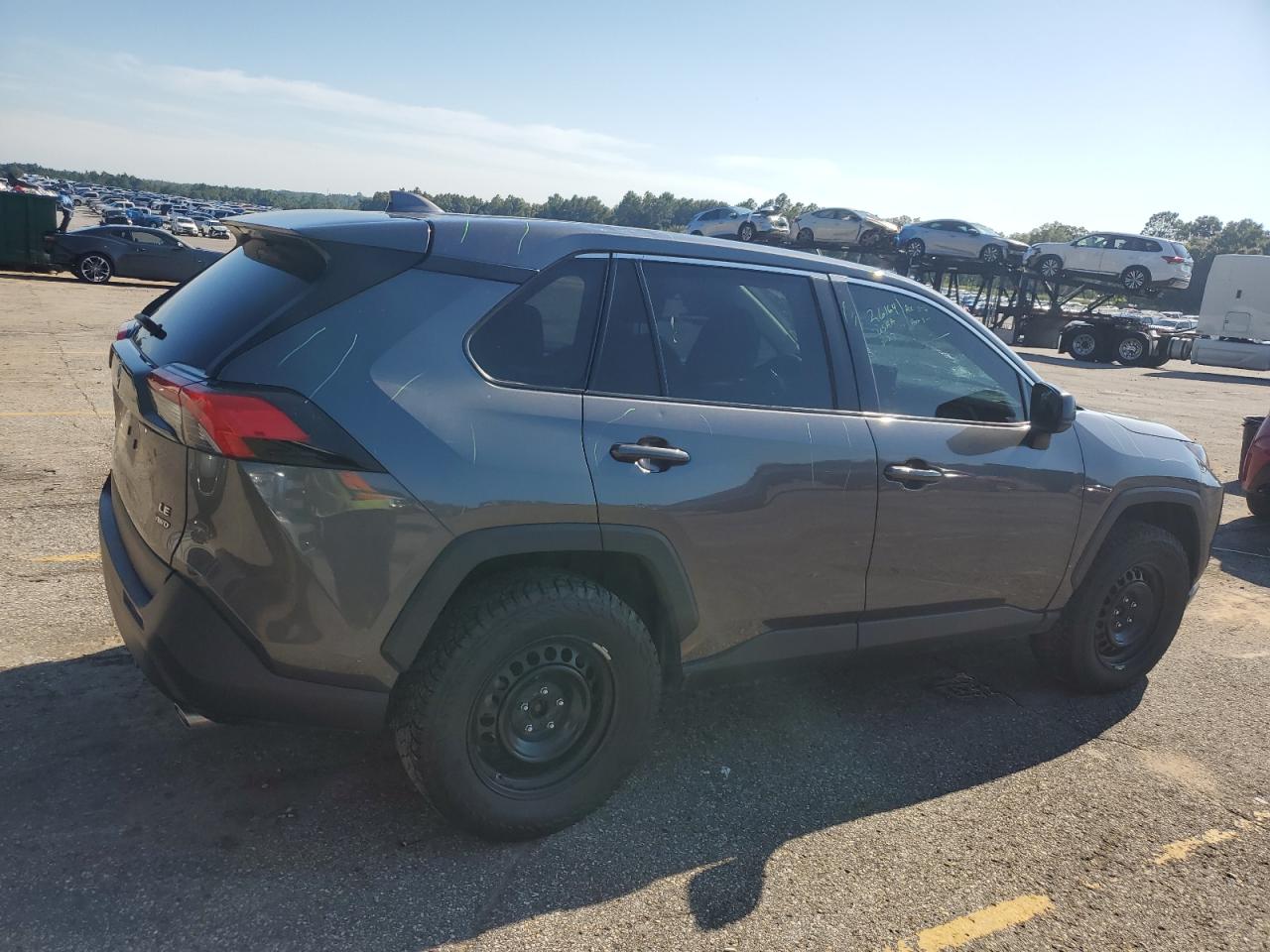 TOYOTA RAV4 LE