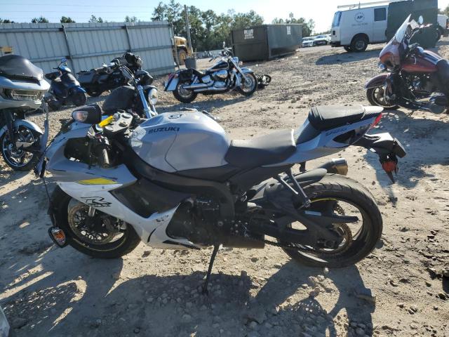 2022 SUZUKI GSX-R750 JS1GR7MA4N7100711