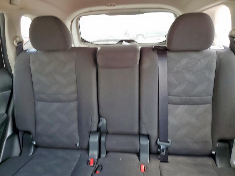 2016 NISSAN ROGUE S - KNMAT2MT0GP611384