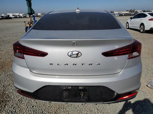 2020 HYUNDAI ELANTRA SE 5NPD84LF6LH520552