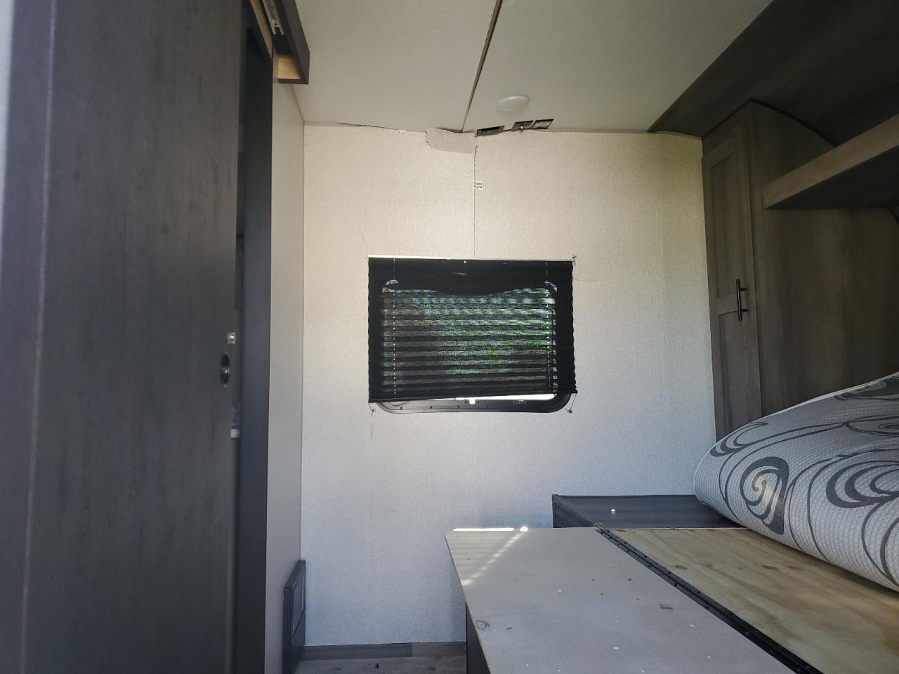 Lot #3298121156 2021 KZ S PORTSMEN TRAVEL TRAI