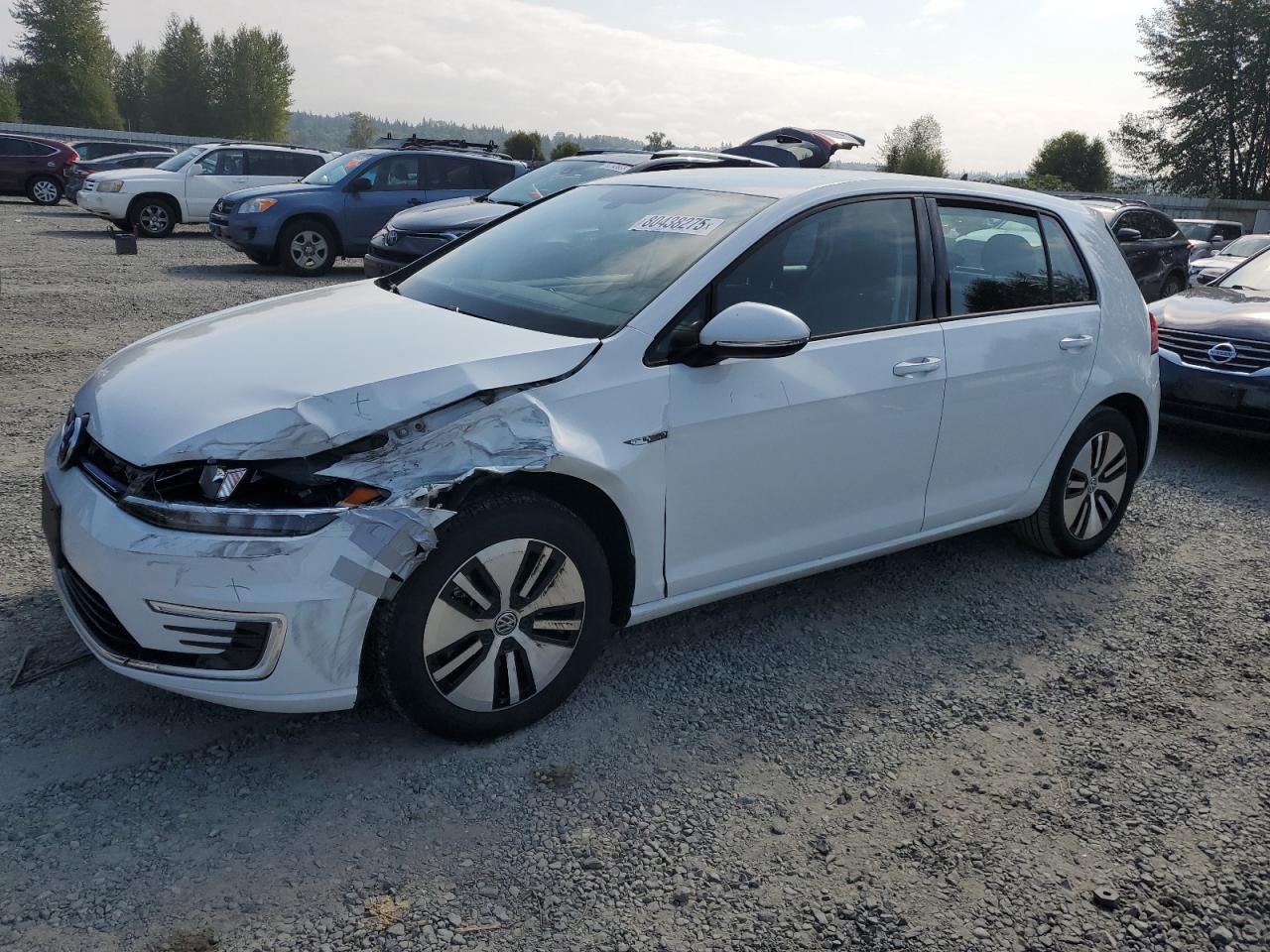 VOLKSWAGEN E-GOLF SE