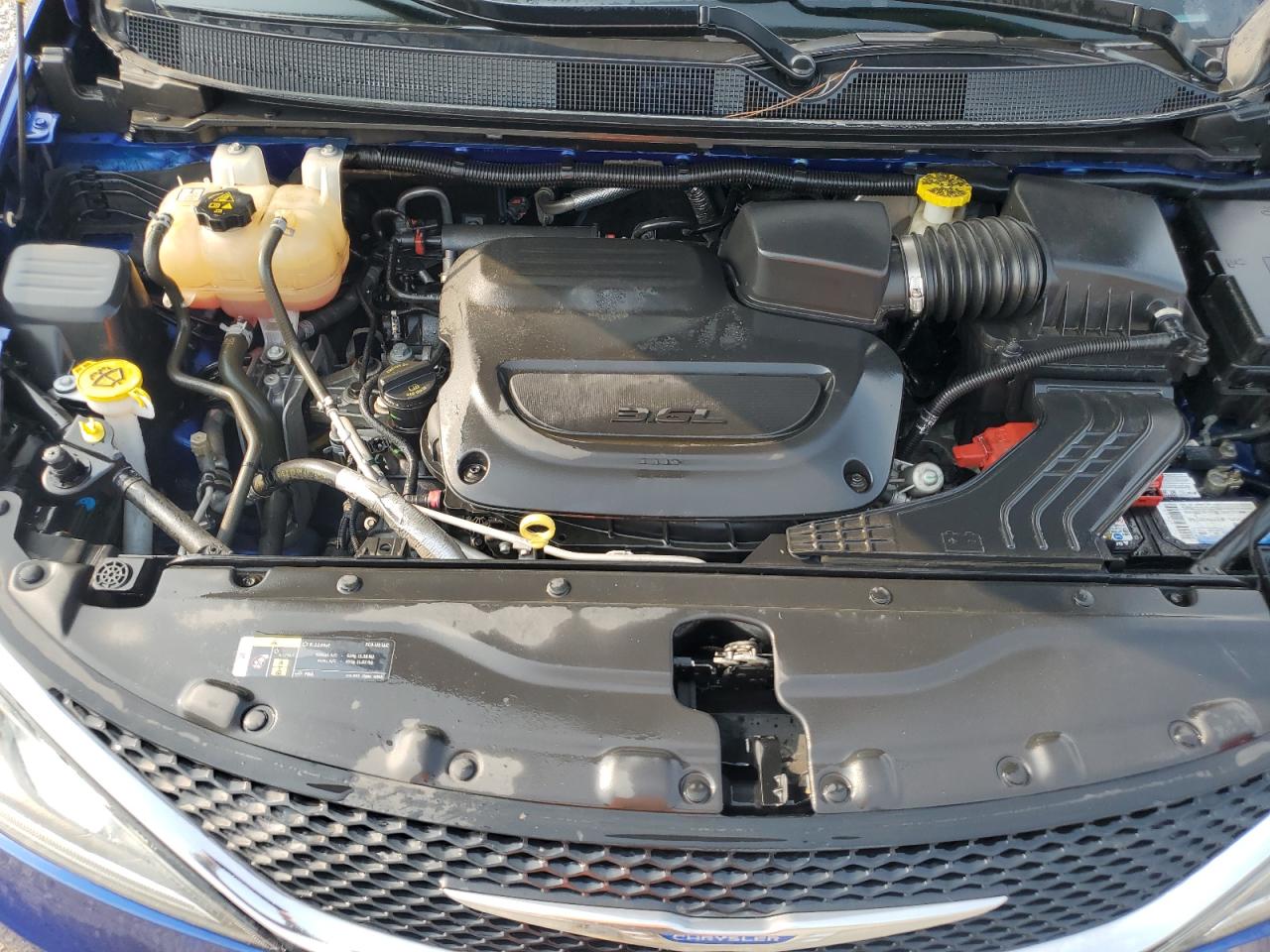 CHRYSLER PACIFICA TOURING PLUS