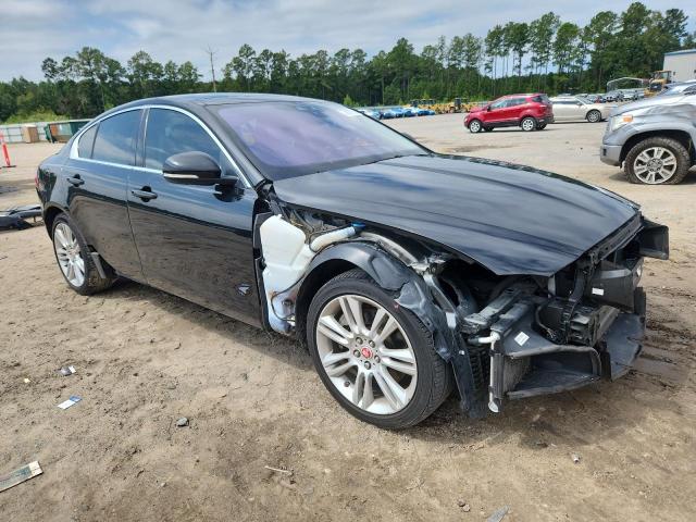 2019 JAGUAR XE PREMIUM SAJAD4FX5KCP54194