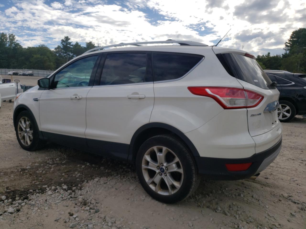 FORD ESCAPE TITANIUM