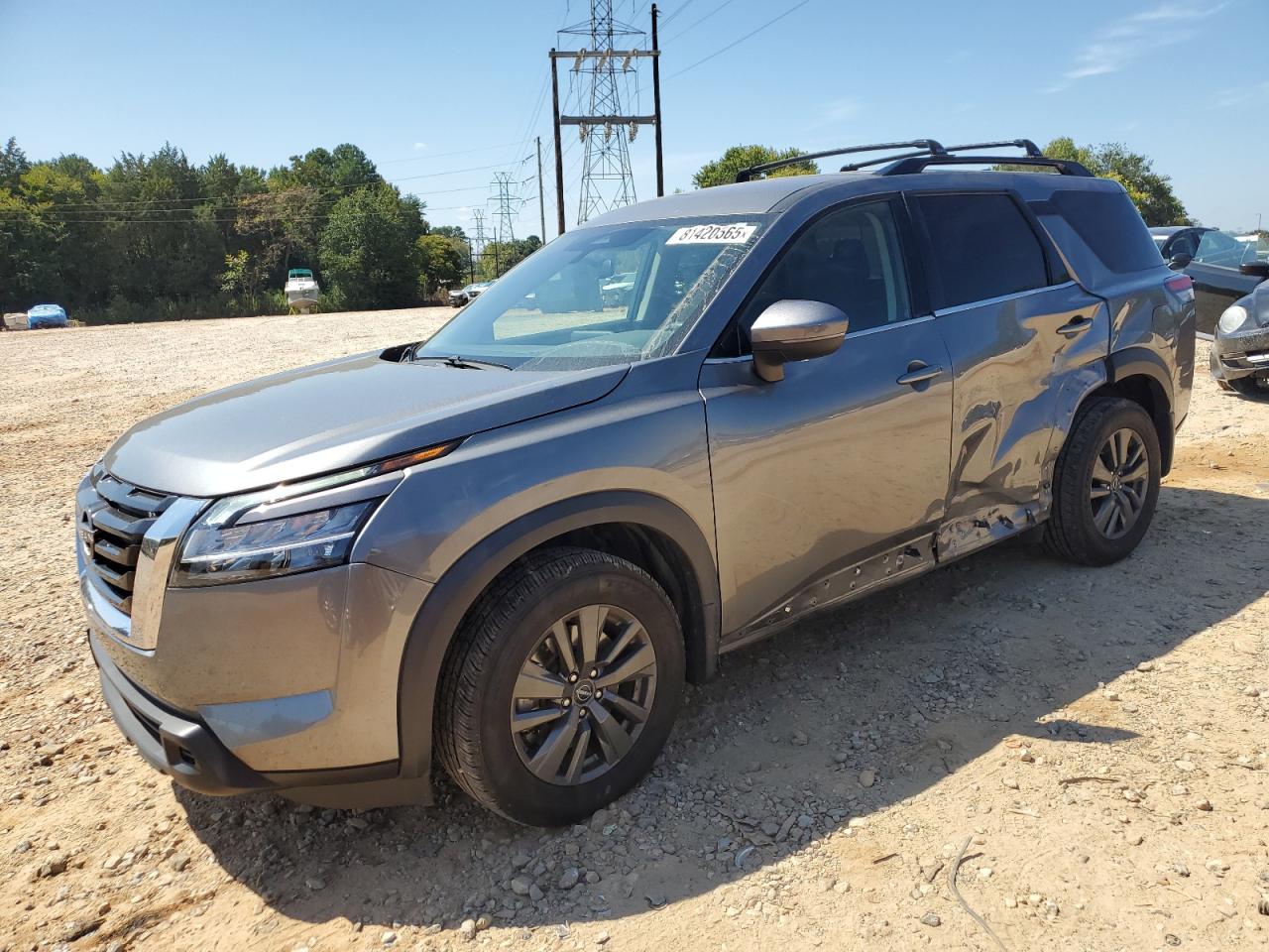 NISSAN PATHFINDER SV