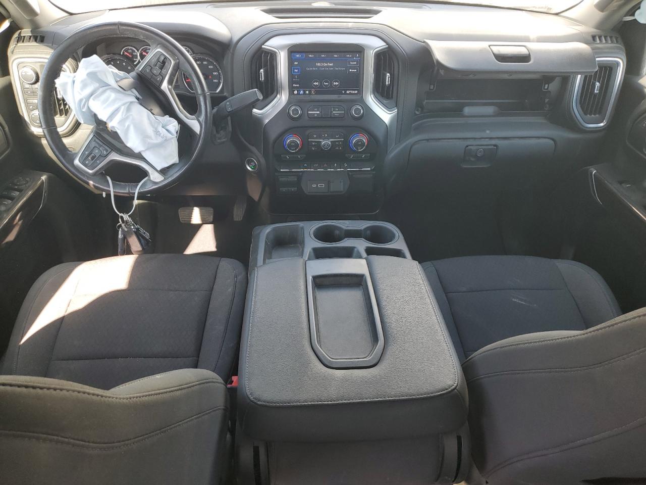 CHEVROLET SILVERADO K1500 LT