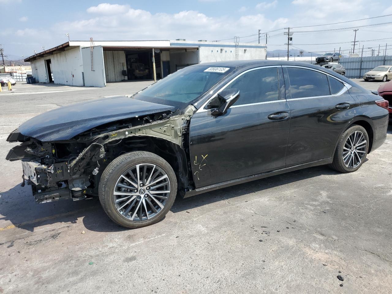 LEXUS ES 300H BASE