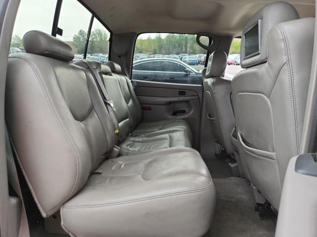 2004 GMC NEW SIERRA #3281979091