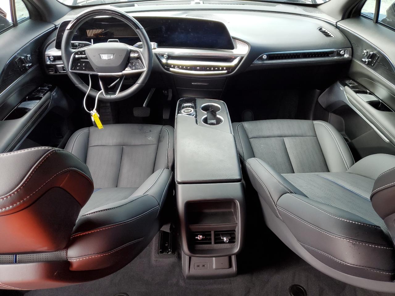 CADILLAC LYRIQ SPORT