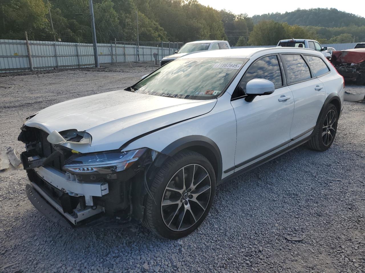VOLVO V90 T6 INSCRIPTION
