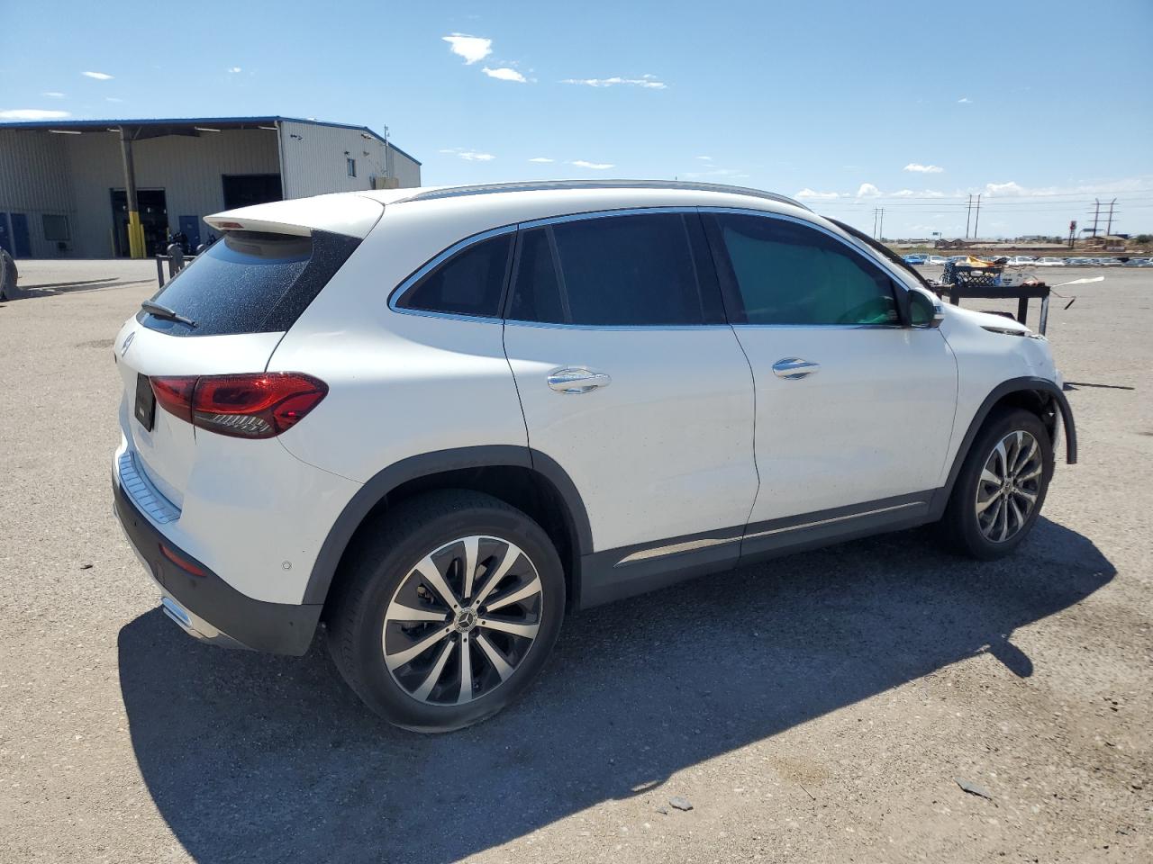 MERCEDES-BENZ GLA-CLASS 250