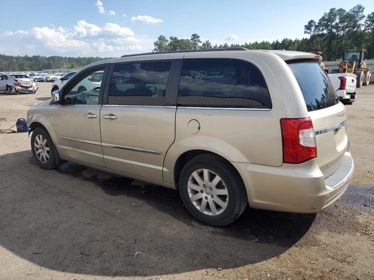CHRYSLER TOWN & COUNTRY TOURING L