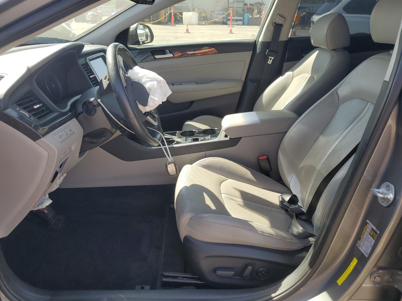 HYUNDAI SONATA HYBRID