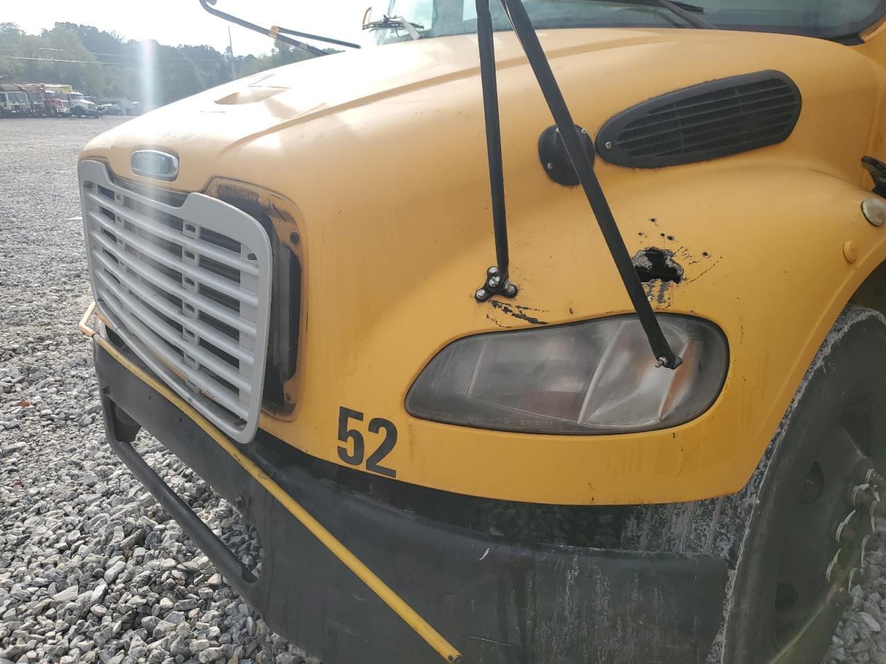 Lot #3273801367 2011 FREIGHTLINER SAF-T-LINER C2