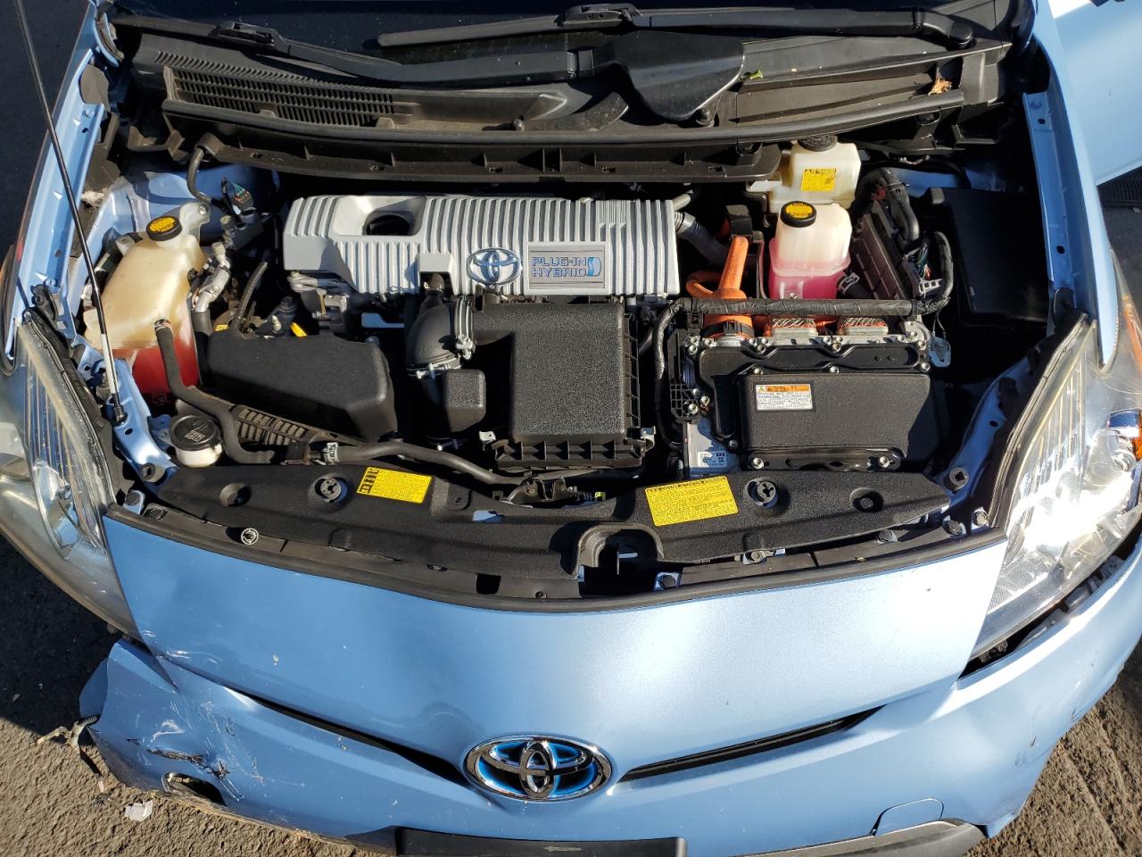 TOYOTA PRIUS PLUG-IN