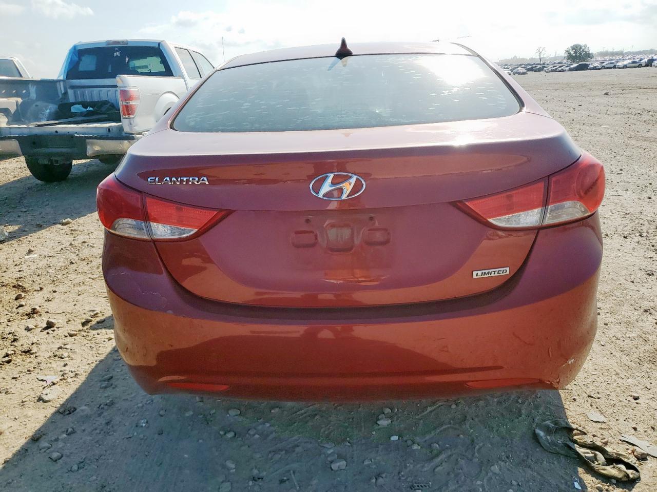 HYUNDAI ELANTRA GLS