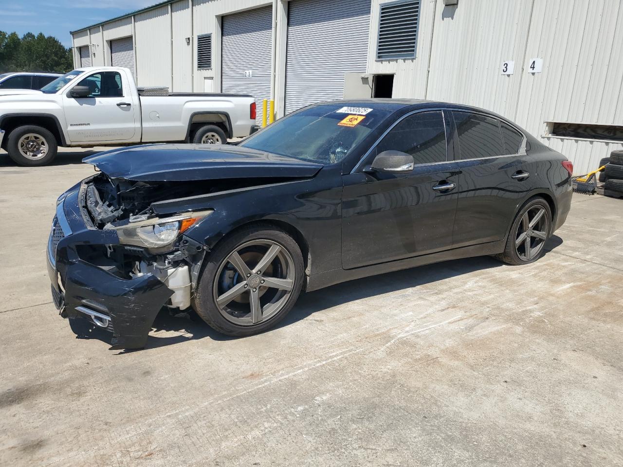 INFINITI Q50 BASE